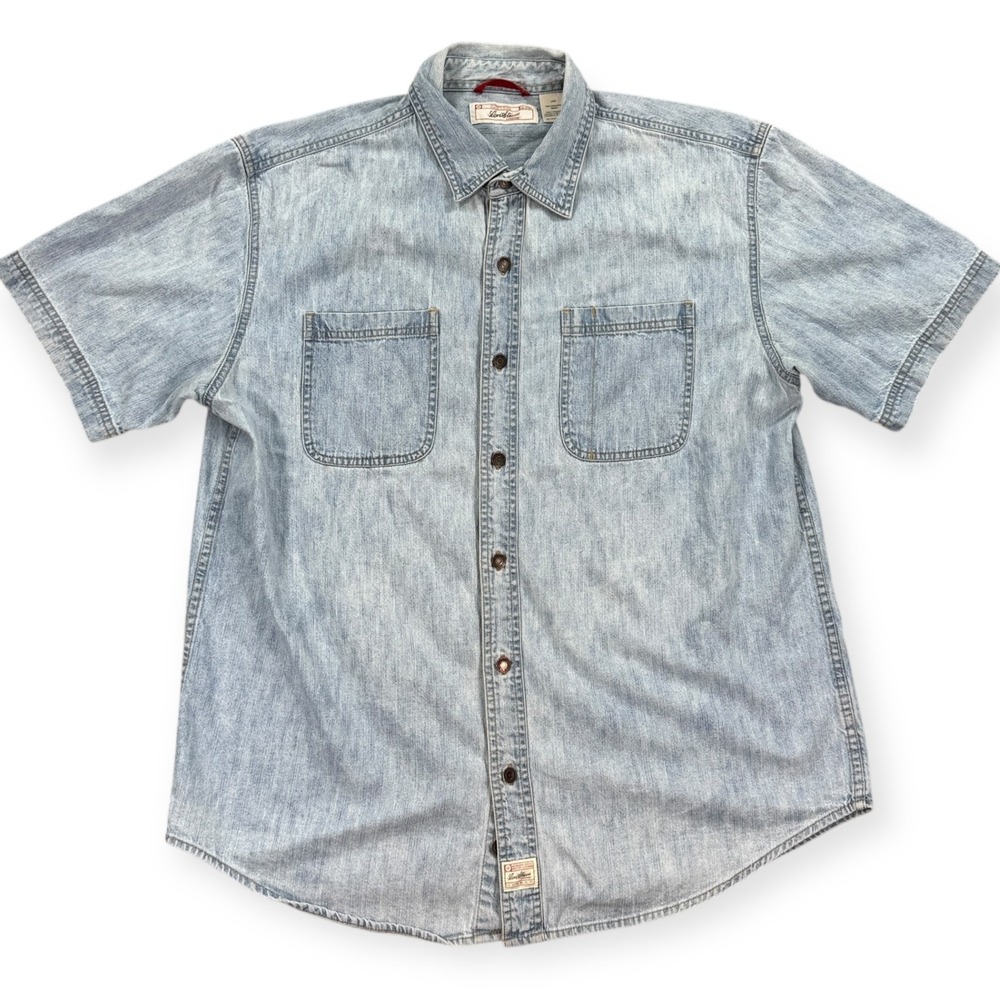 Vintage‎ Levi's Shirt Men's Large Blue Light Wash Denim Button Up Short Sleeve